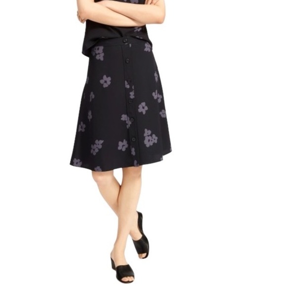 EVERLANE The Japanese GoWeave Floral Button Swing Skirt Size 10 - Picture 1 of 12